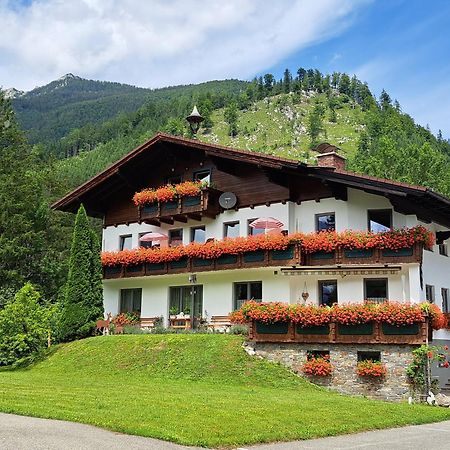 Hotel Garni Landhaus Buertlmair Hinterstoder Exterior foto