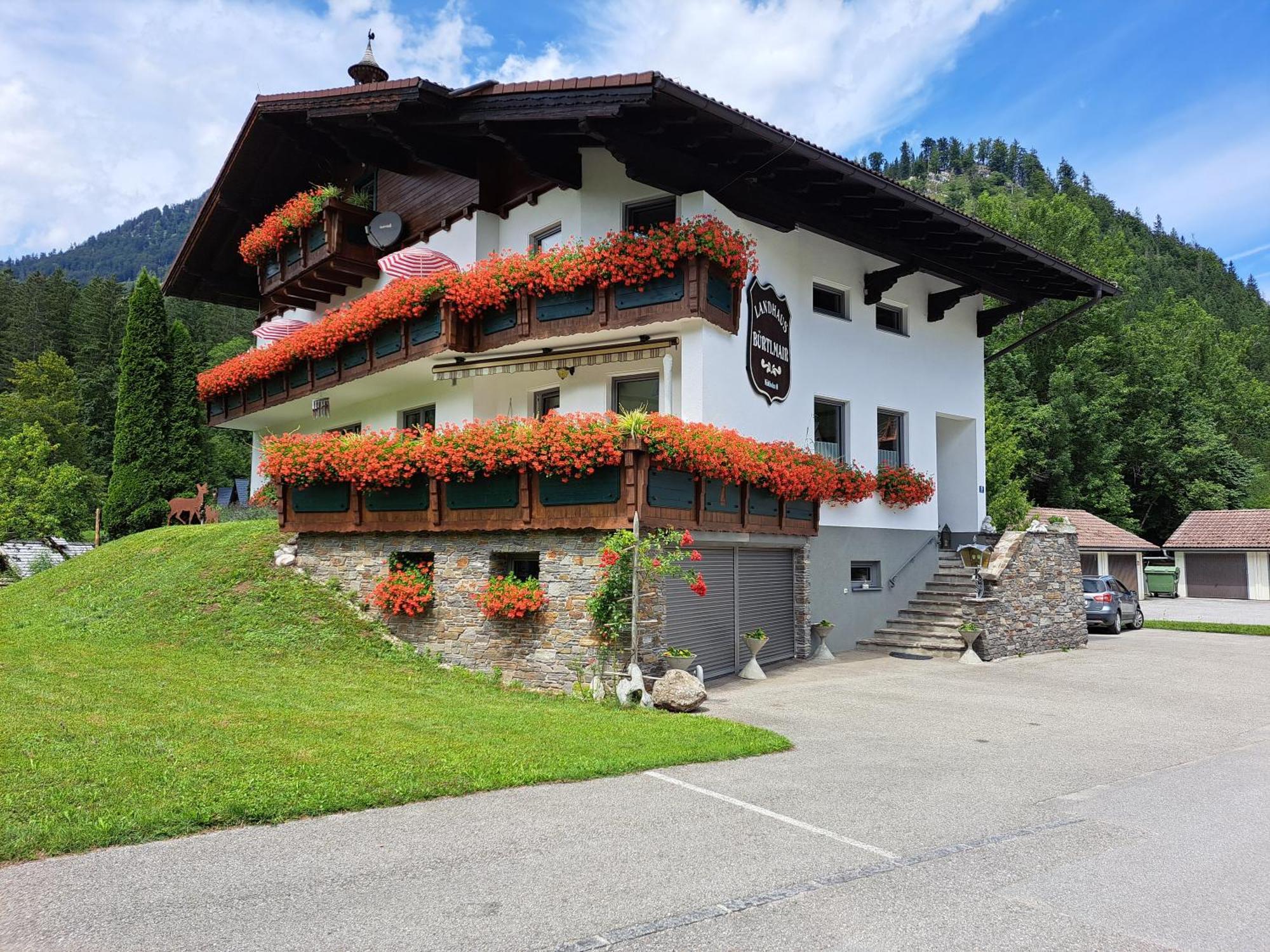 Hotel Garni Landhaus Buertlmair Hinterstoder Exterior foto